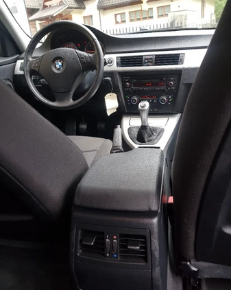BMW Seria 3 cena 29000 przebieg: 255000, rok produkcji 2010 z Zielona Góra małe 154